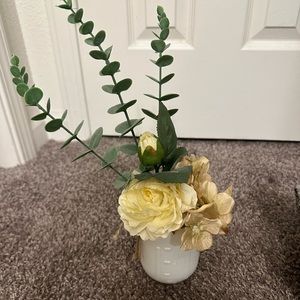 Farm house mason jar flower decor